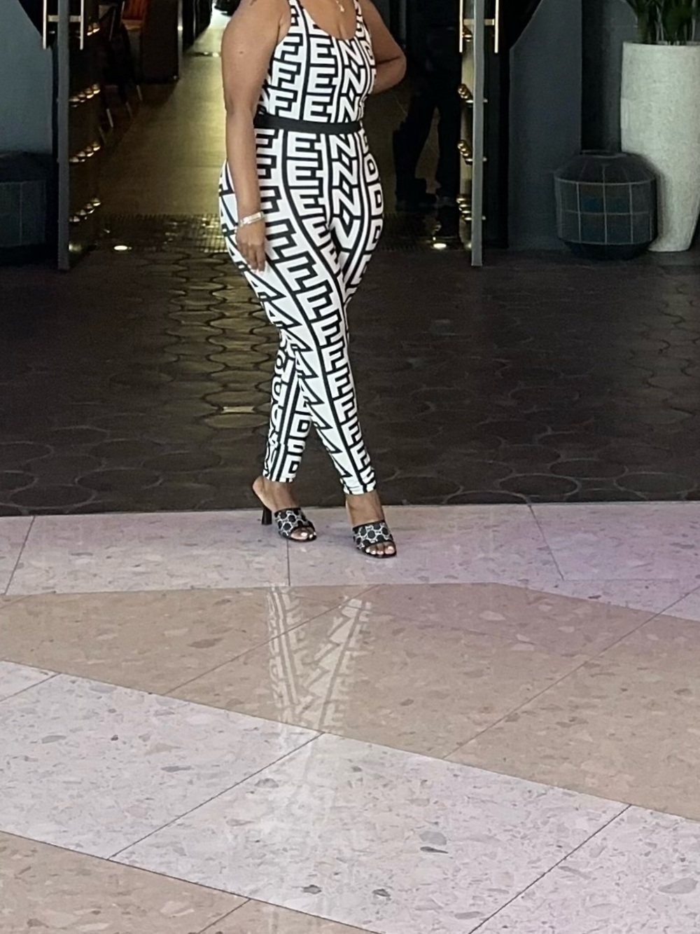 Fendi/Marc Jacob’s Black and White Geometric Logo bodysuit and leggings. - Picture 8 of 8